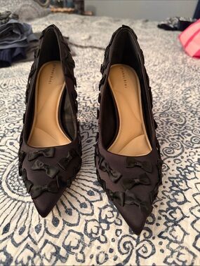 Gianni Bini Black Pointed Toe Satin Pumps with Bow Details